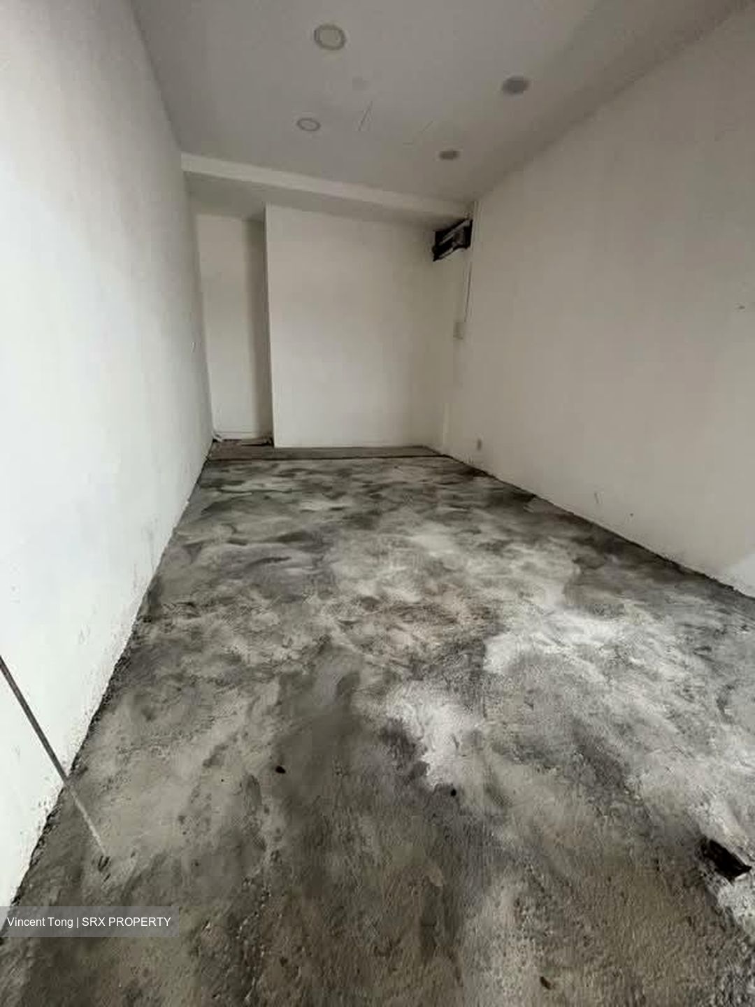 Ang Mo Kio Avenue 6 (D20), Retail #581155551
